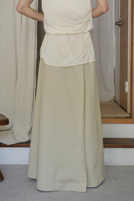 70s Wrap skirt in light sage