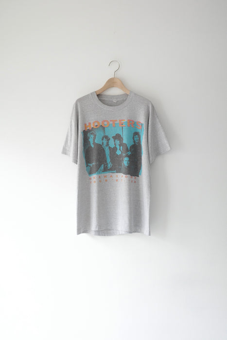HOOTERS t-shirt in gray