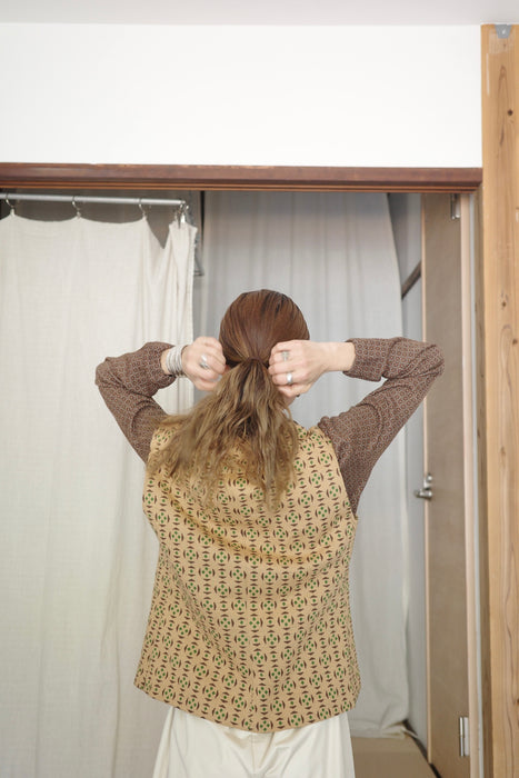 70s tailored knit vest