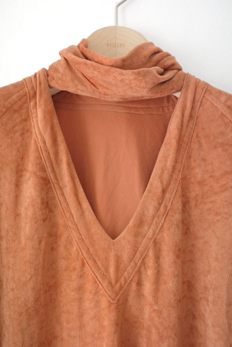 70s pile top with neck ribbon