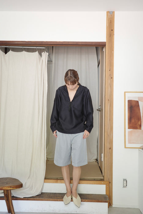 italian navy pullover