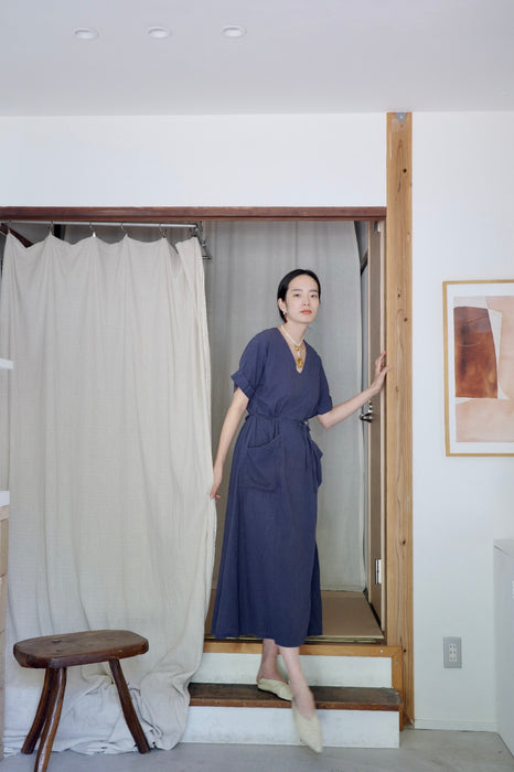 indigo blue linen dress with pockets