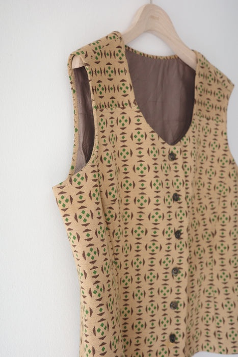 70s tailored knit vest